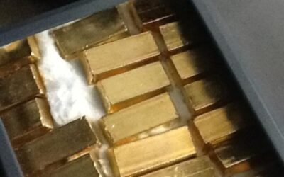 Top 7 Benefits of Investing in Gold Nuggets vs Gold Bars
